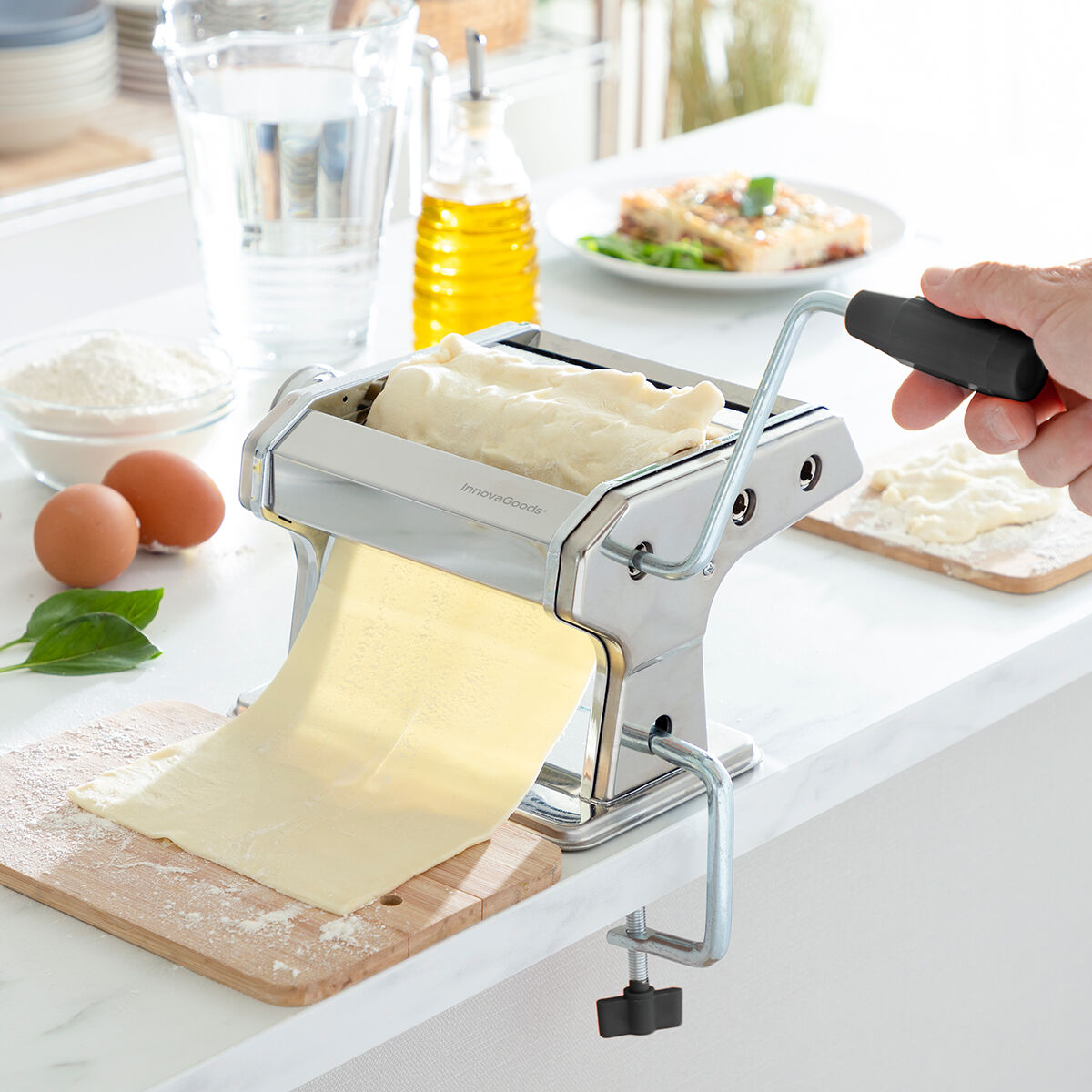 Frashta pastamaskin med recept InnovaGoods